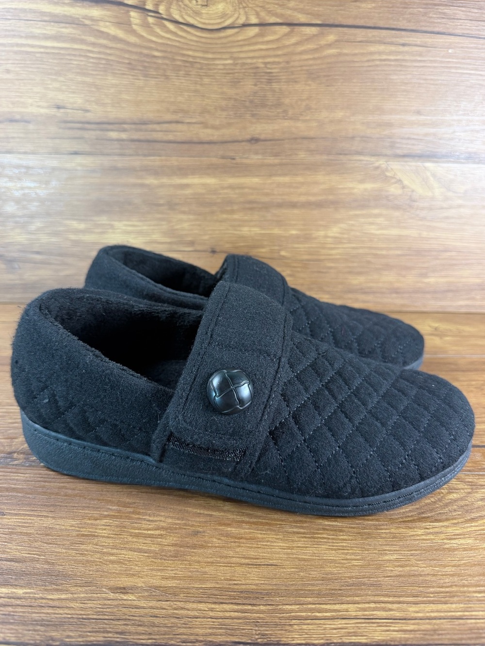 Vionic Jackie Slippers Women’s Size 8 Quilted Clogs Shoes